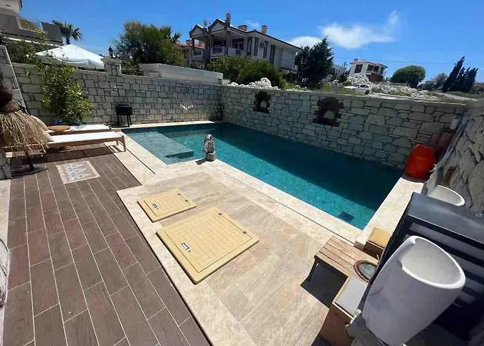 Detached House With Pool In Alacati 别墅 *