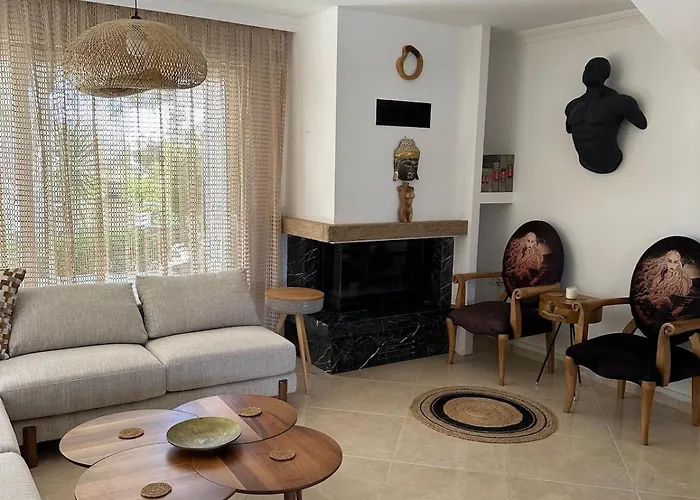 别墅 Detached House With Pool In Alacati *