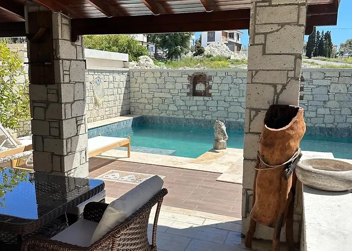 Detached House With Pool In Alacati 别墅 Çeşme