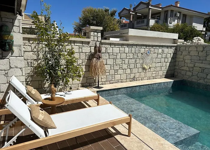 Detached House With Pool In Alacati 别墅 *